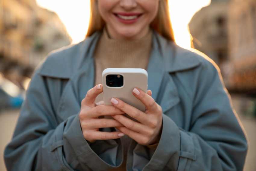 Эксперты Роскачества рассказали, как смартфон подслушивает своего хозяина