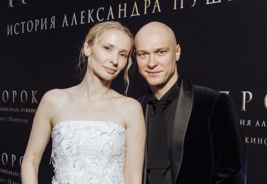 Никита Михалков, Ксения Собчак и вся светская Москва на премьере фильма "Пророк" с Юрой Борисовым в роли Пушкина