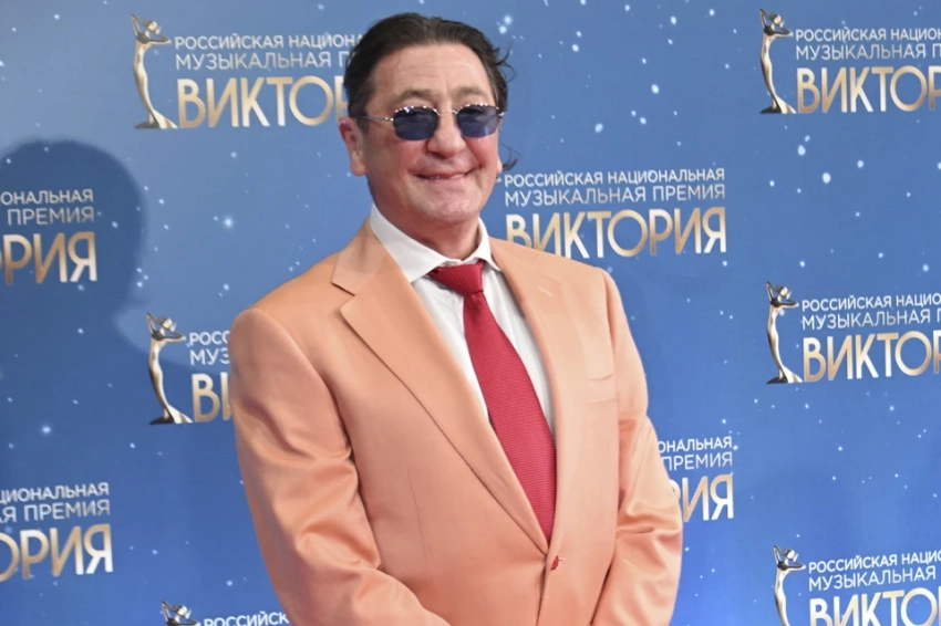 «Сначала будет венчание»: 62-летний Григорий Лепс рассказал о свадьбе с молодой избранницей