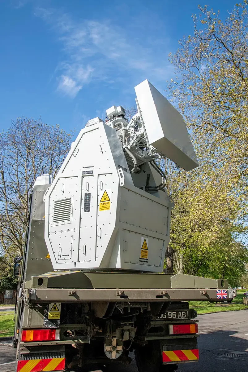 Боевой электромагнитный комплекс RF DEW для британской армии