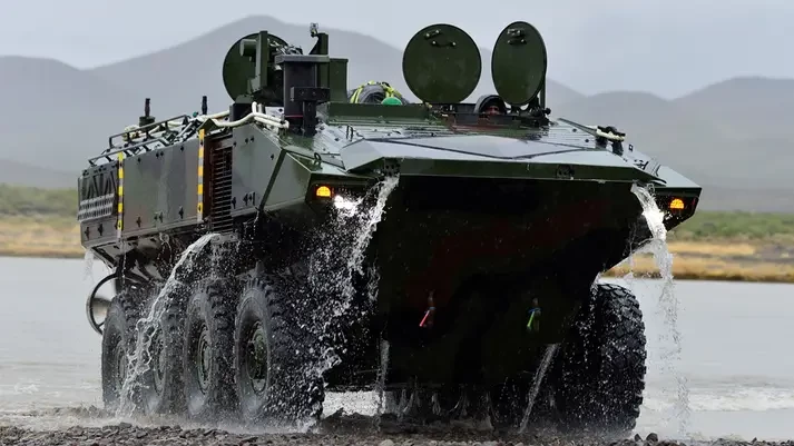КМП США заказывает серийное производство боевых машин пехоты ACV-30
