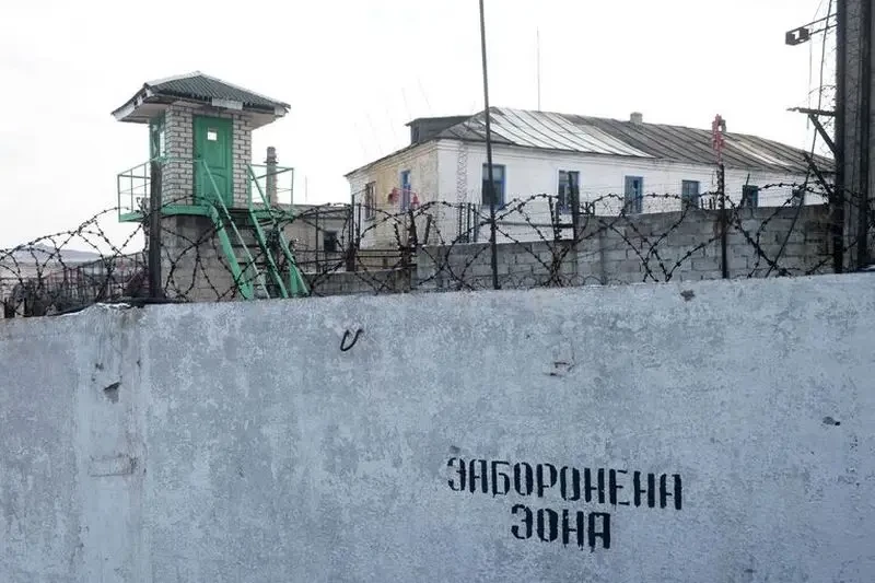 «Вынужденная мера»: Киев начал включать в списки на обмен политических заключенных, так как российских пленных «почти не осталось»