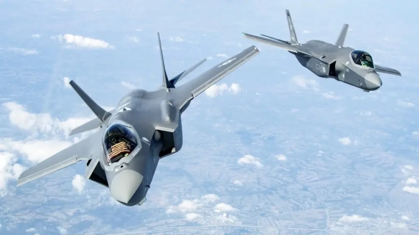 «Ключевой нападающий в воздушном бою»: истребитель F-35 доведут до стандарта «пятое поколение плюс»