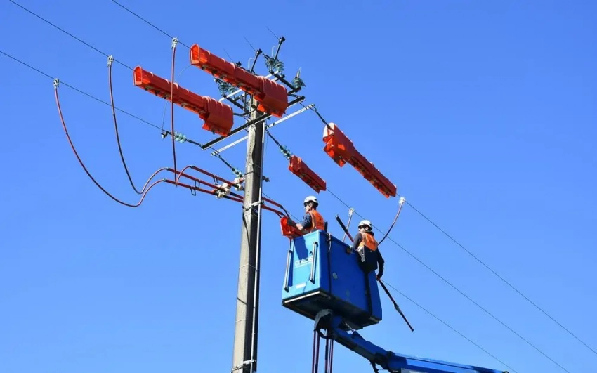 «Анонимные анархисты»: себя обозначили ответственные за системное отключение электроэнергии на юге Франции