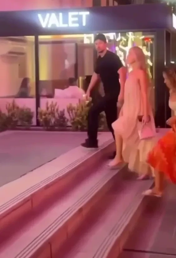 "У себя в инсте* и в жизни". В сети обсуждают реальные формы Павла Дурова