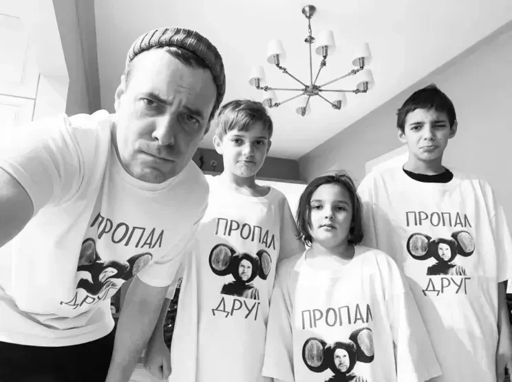 "Желаю ему быть счастливым". Евгений Цыганов публично поздравил своего сына от Ирины Леоновой с 15-летием
