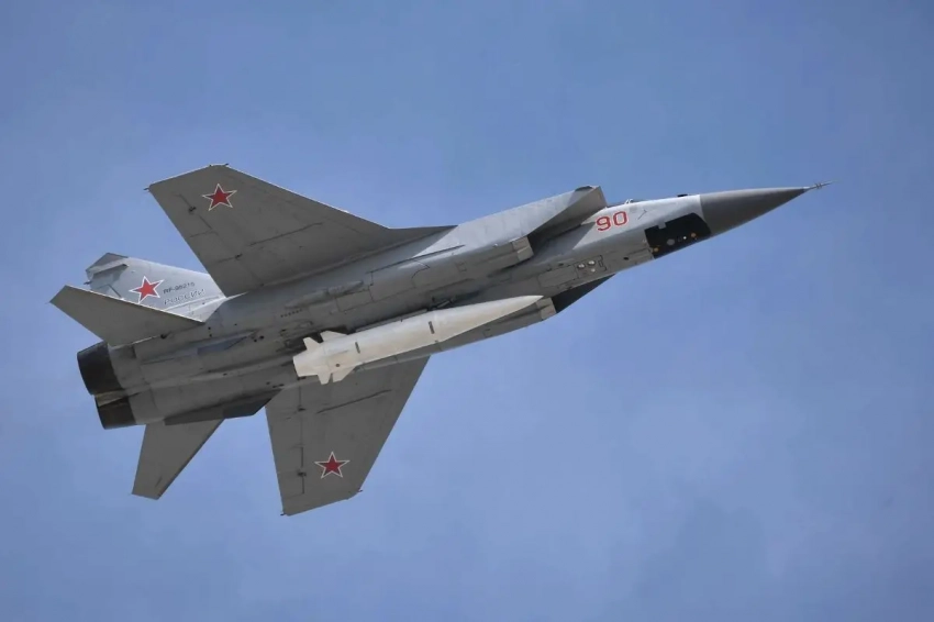 На авиабазе ВСУ в Озёрном Житомирской области после отбоя ночной воздушной тревоги гремели взрывы