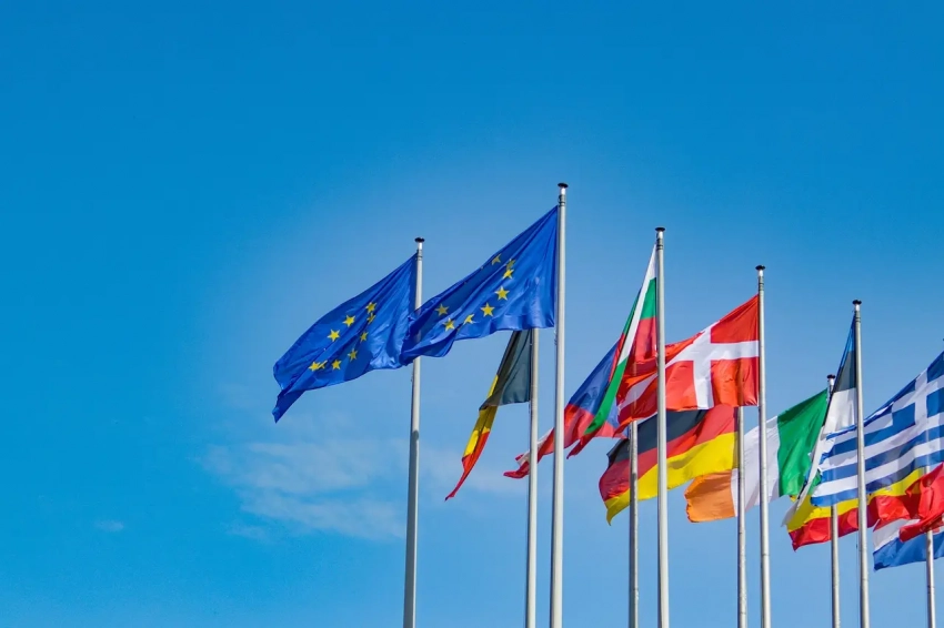 ЕС заморозил финансовую помощь Украине, включая доходы от российских активов