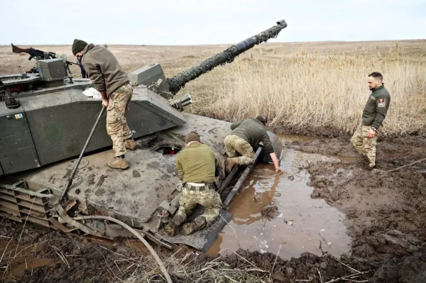 WSJ: Украинская концепция обороны остаётся неадекватной наступлению российской армии