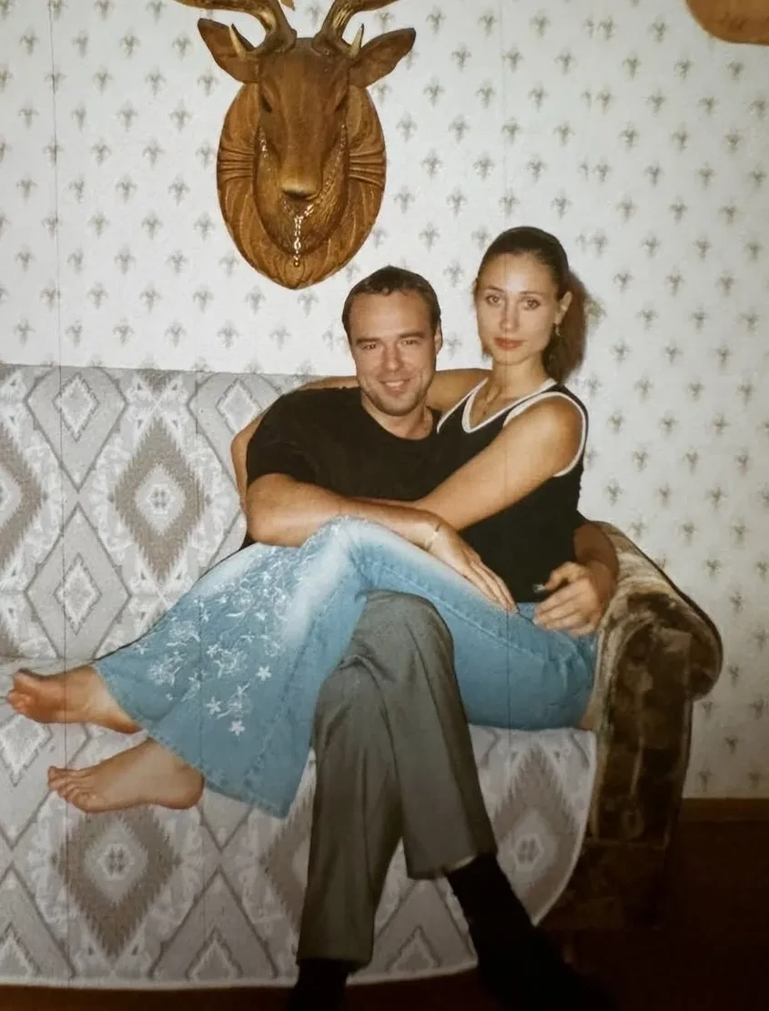 История повторяется: супруга "любовника" Полины Дибровой Елена Товстик познакомилась со своим мужем, когда он был женат