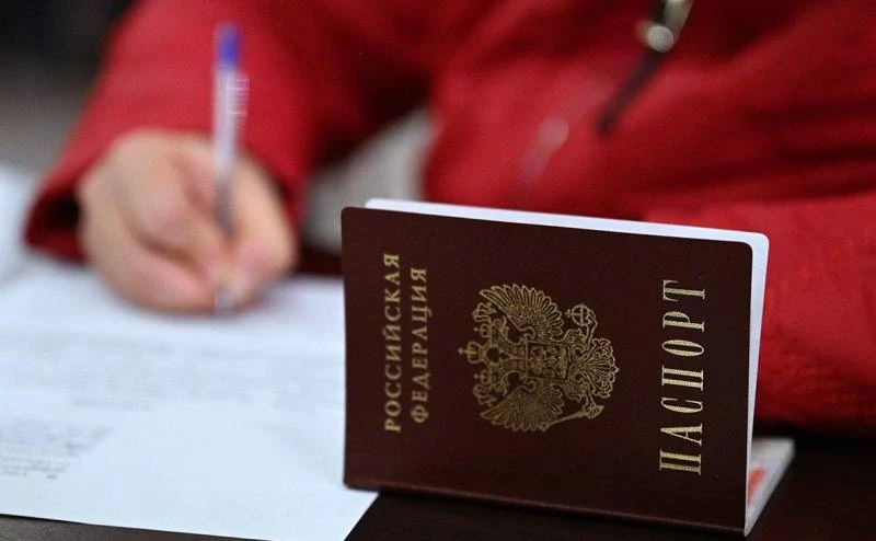 Закон о новых основаниях для лишения гражданства вступил в силу в России