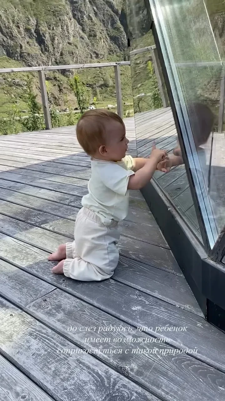 Сати Казанова впервые показала лицо дочери