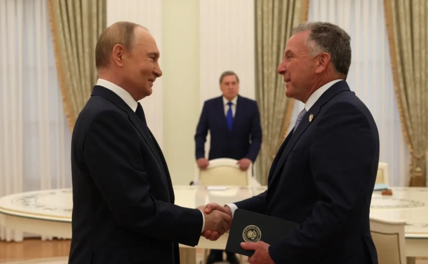 «Отзовёт две атомные субмарины?»: в США комментируют слова Трампа о «большом прогрессе» в переговорах с Россией