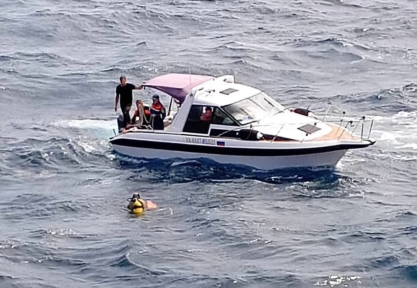 63-летняя замдиректора Минфина провела сутки в море из-за ошибки инструктора по дайвингу