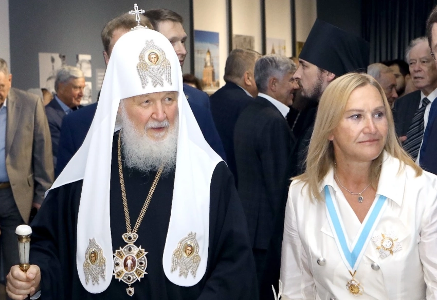 Патриарх Московский и всея Руси Кирилл наградил Елену Николаевну Батурину Орденом Святой равноапостольной княгини Ольги
