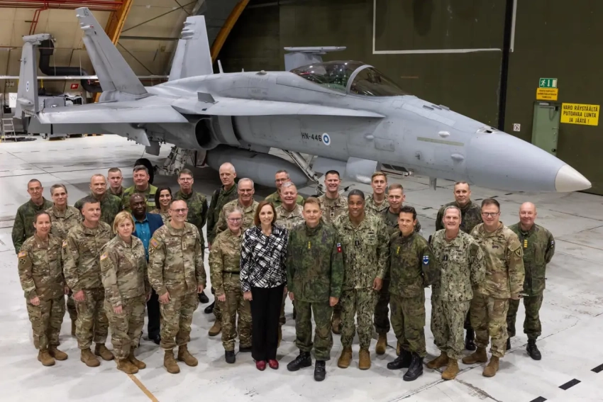 В Финляндии решили отказаться от использования свастики в символике ВВС