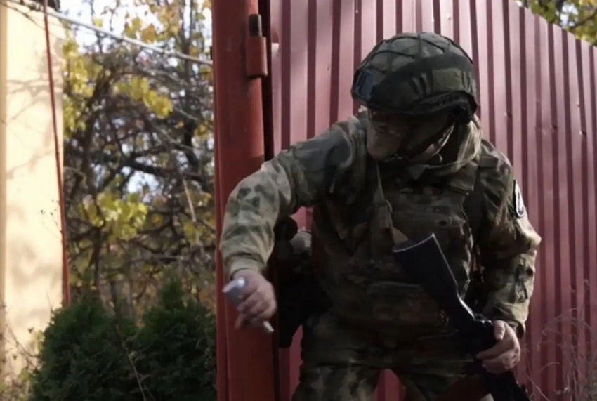 ВС РФ продвинулись в центре Купянска, перерезав основную трассу снабжения ВСУ