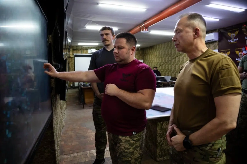 Сырский в срочном порядке отправился под Покровск и в Доброполье