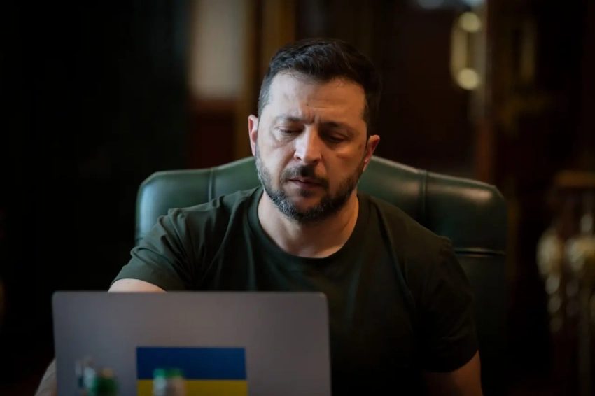 Зеленский грозит России ударами по порту Усть-Луга и другим нефтяным терминалам