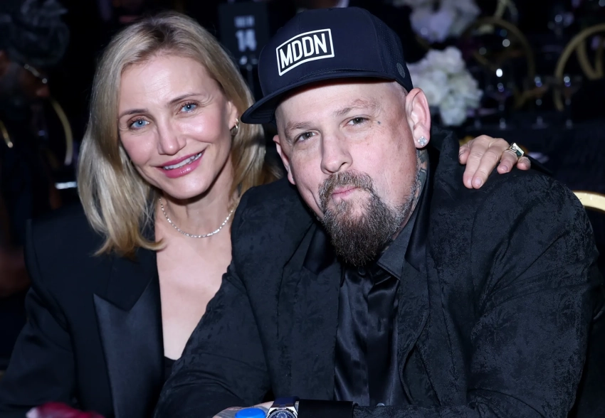 Кэмерон Диас впервые за долгое время вышла в свет с мужем