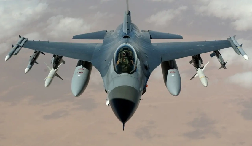 Во время недавнего залета БПЛА в Польше в жилой дом попала ракета F-16