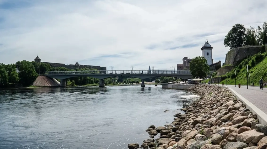 «Пока нет оснований»: эстонцы передумали закрывать границу с Россией