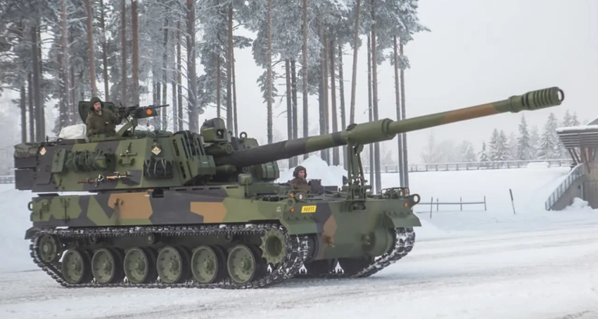 «Это лучшая пушка в мире»: Норвегия закупает самоходные гаубицы K9