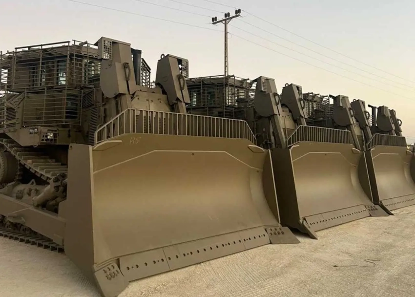 Из-за проблем с проходом танков в Газу направлены израильские бульдозеристы