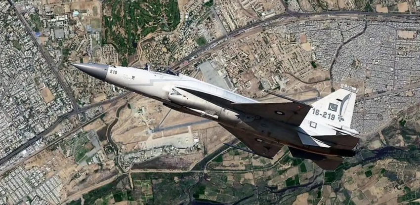 «Можем предложить только армию»: Пакистан подписал пакт об обороне с саудитами