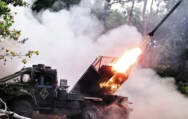 Юрий Подоляка в свежей сводке от 25.10.2025 сообщил о том, что битва за Покровск подходит к финалу