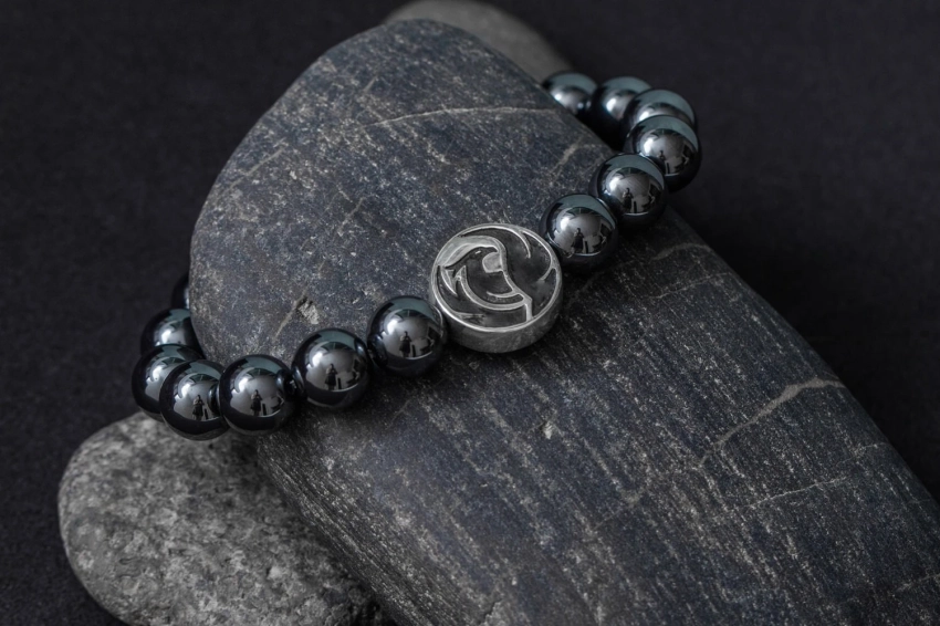 Каковы магические свойства камня гематит, и кому он подходит