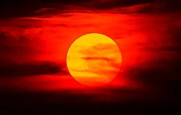 Магнитная буря 08.11.2025: в субботу возможна экстремальная скорость солнечного ветра