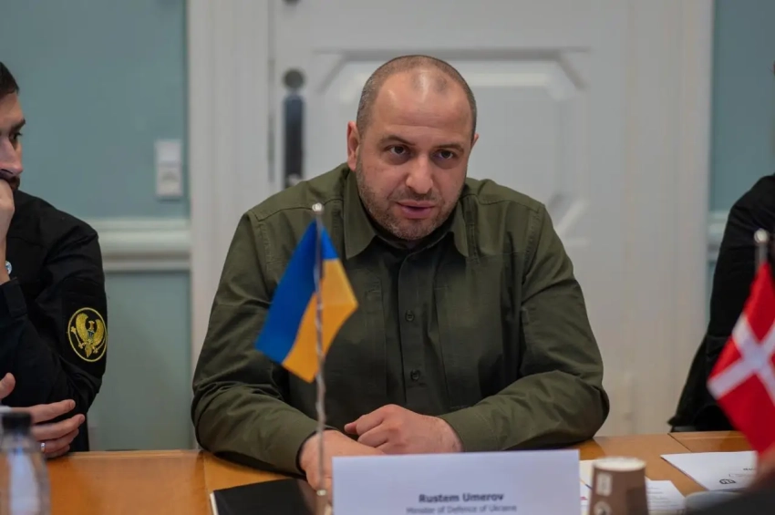 Упомянутый в «списке Миндича» Умеров улетел в Стамбул якобы готовить обмен