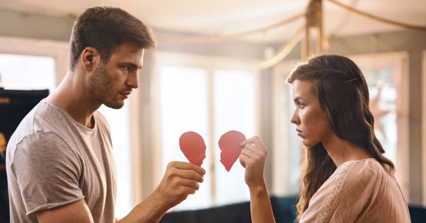 В ноябре ретроградный Меркурий может вернуть бывших шести знакам зодиака