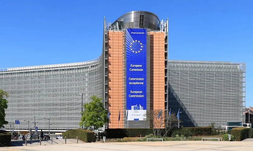 На фоне переговоров ЕС считает «ещё более актуальным» изъятие российских активов