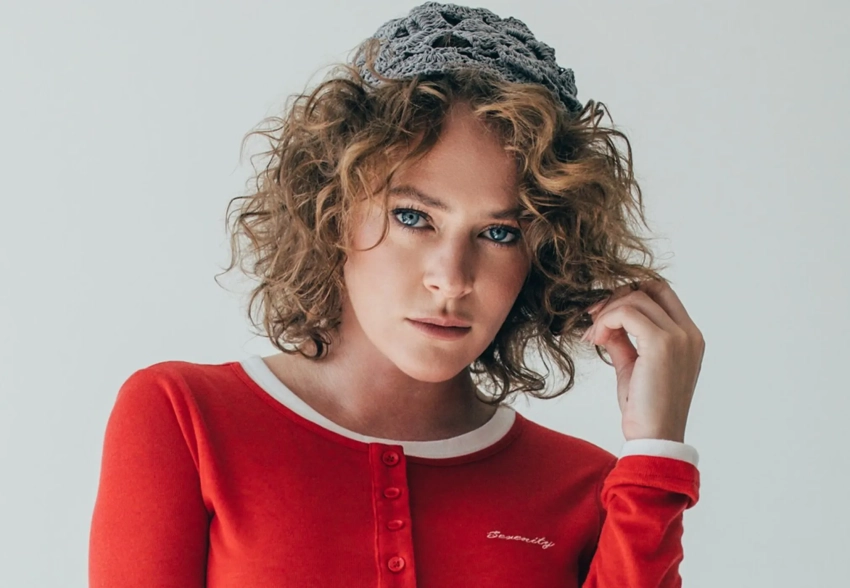 "Это нелепая трагическая случайность". Аглая Тарасова выступила с последним словом перед оглашением приговора по делу о контрабанде наркотиков