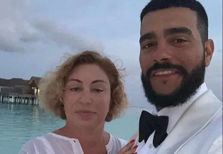 Мать Тимати призналась, что редко общается с сыновьями на фоне критики за то, что она "вмешивается" в их жизнь