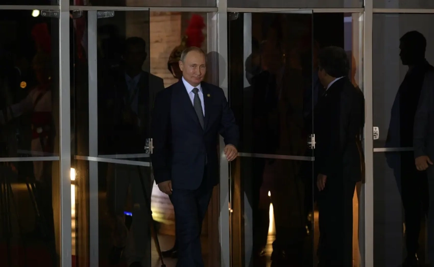 Путин: РФ предлагала Киеву вывести войска из Донбасса, но Украина выбрала войну