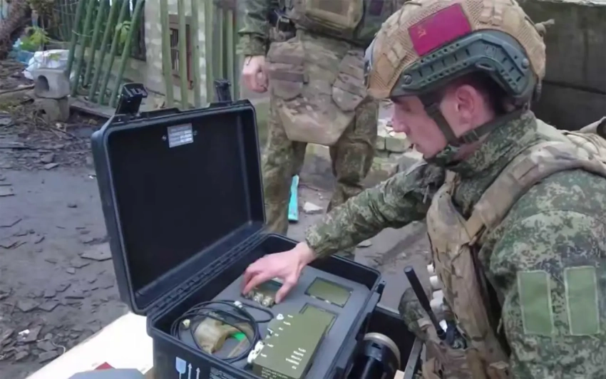 ВС РФ отрезали гарнизон ВСУ в Северске от последнего маршрута снабжения