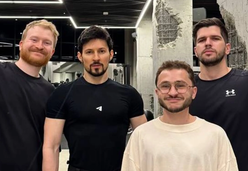 Данила Поперечный*, Руслан Усачев и Эльдар Джарахов встретились с Павлом Дуровым в Дубае