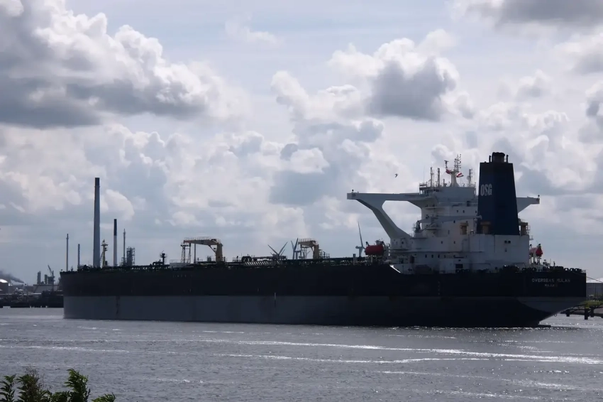 Брюссель переложил на страны ЕС принятие решений о задержании танкеров России