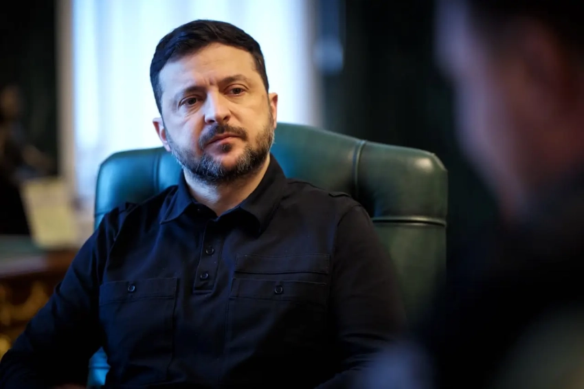 Зеленский требует передать ему все европейские запасы зенитных ракет со складов