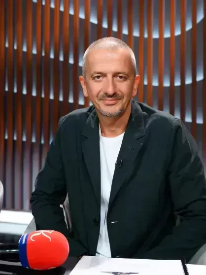 Константина Богомолова сняли с поста ректора Школы-студии МХАТ из-за Никиты Михалкова