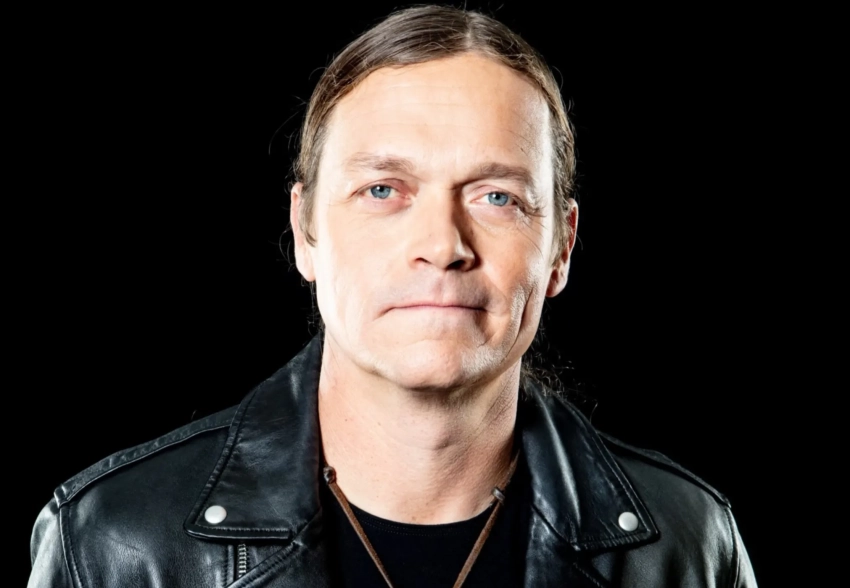 Умер солист и основатель группы 3 Doors Down Брэд Арнольд