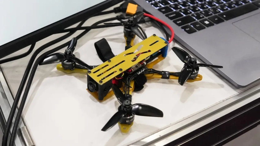 БПЛА «Шершень» для защиты тяжёлых огнемётных систем