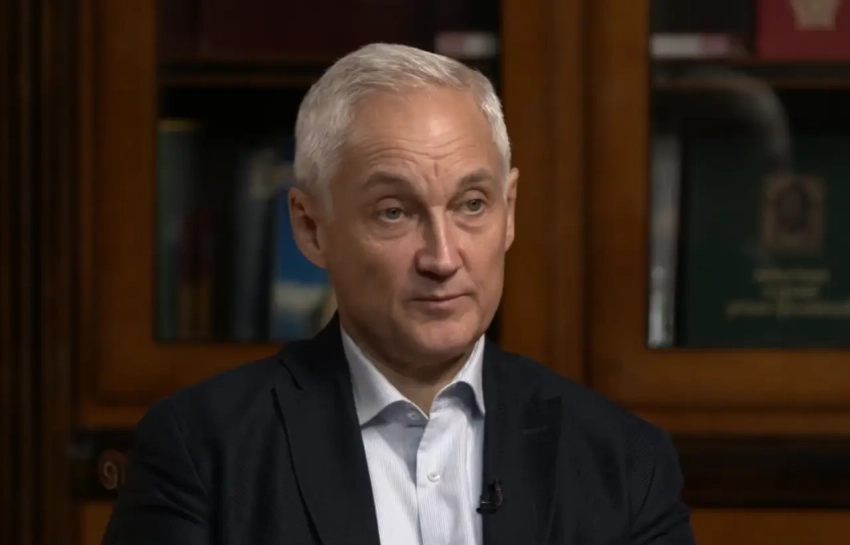 Белоусову показали новую мобильную систему закрытой связи для войск