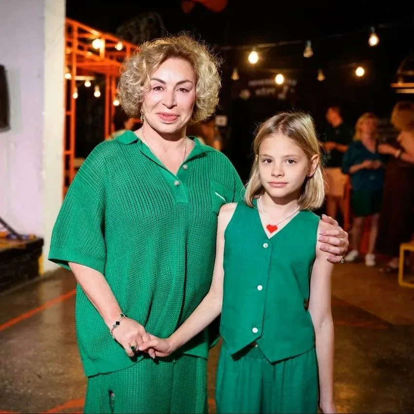 "Ты всегда будешь самой любимой". Мать Тимати обратилась к внучке Алисе в день её рождения