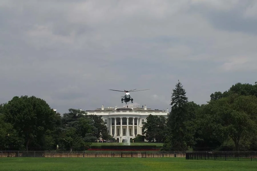 Почему Вашингтон стал стесняться убийства Хаменеи