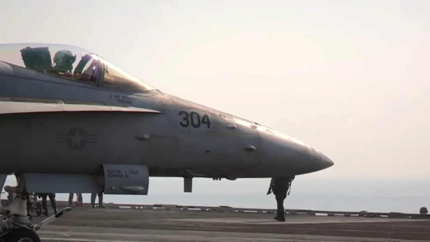 Иран заявляет, что сбил американский F/A-18 Super Hornet