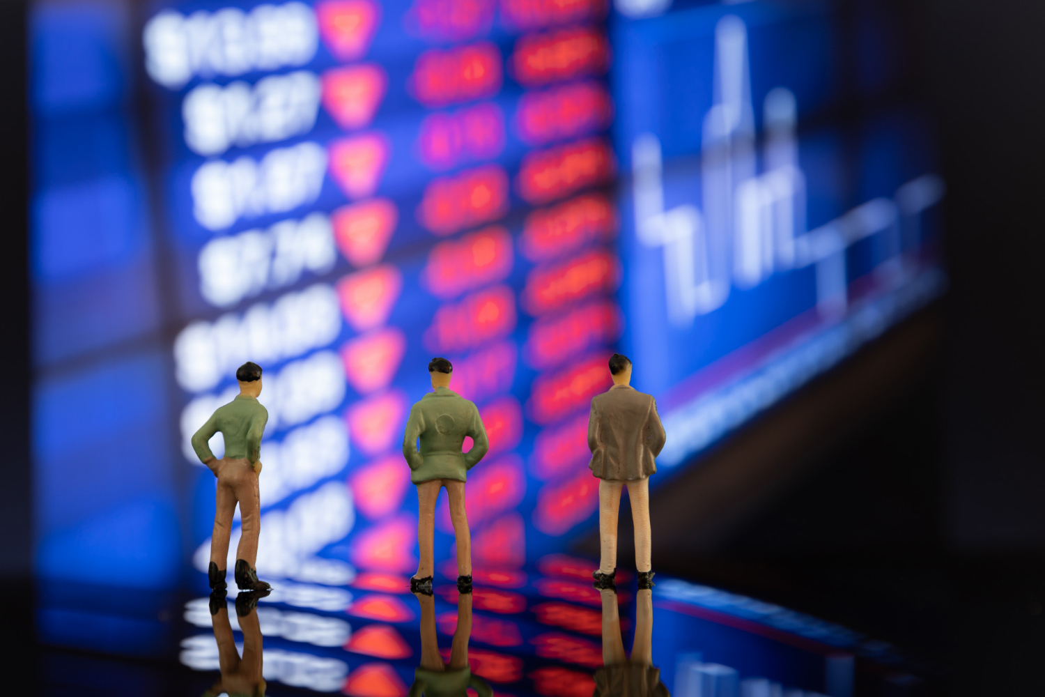 Как новичку освоить торговлю: стратегии, прогнозы и площадки